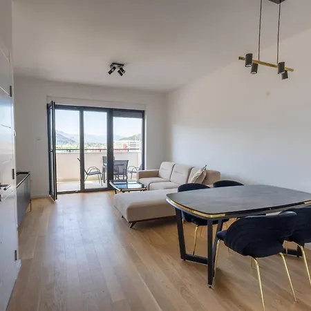 M * تريبينيي